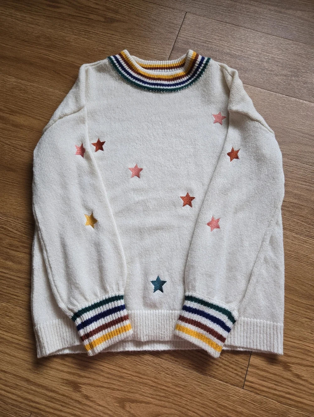 Embroidered Star Sweater - Picture 2 of 7